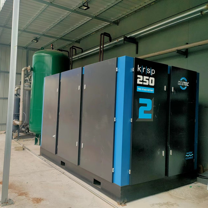開山空壓(ya)機KRSP2-250W/V助力新能源(yuán)行業節能減排(pai)